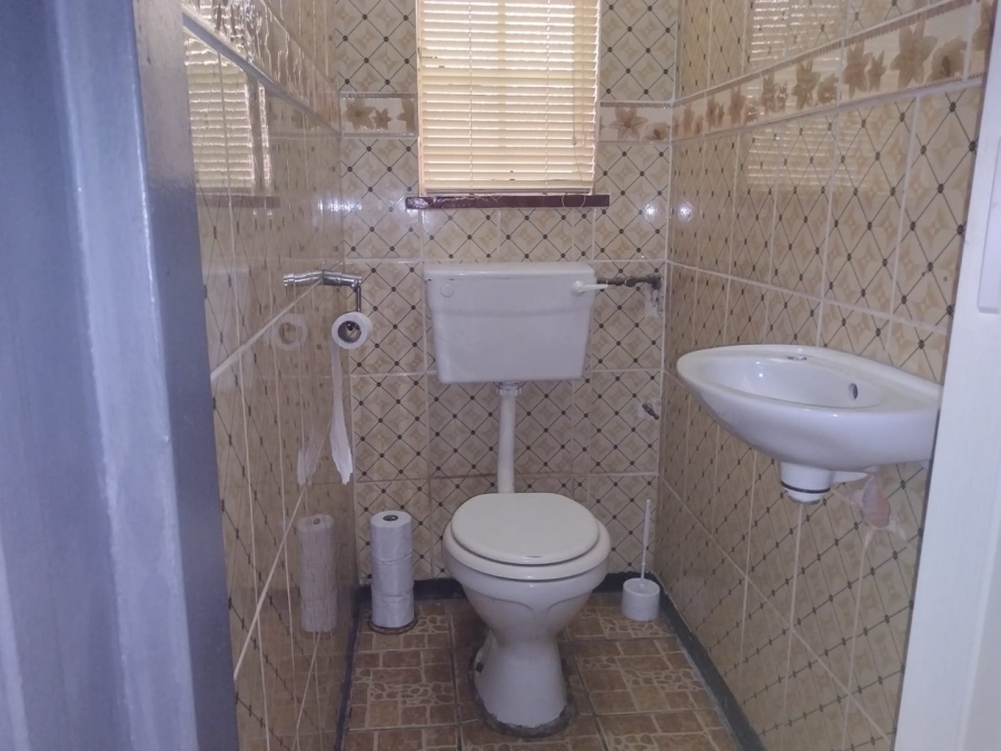 3 Bedroom Property for Sale in Riverton Western Cape